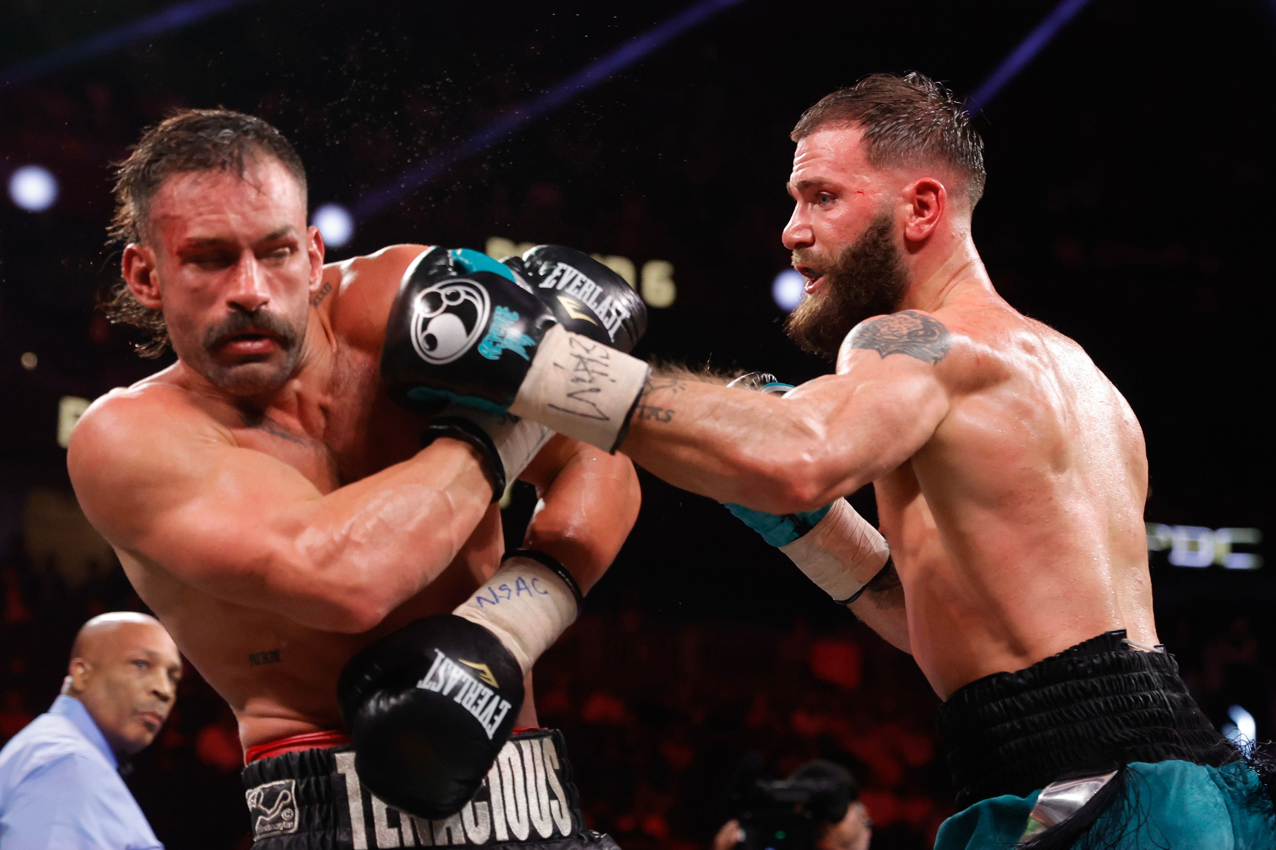 Caleb Plant punches Trevor McCumby