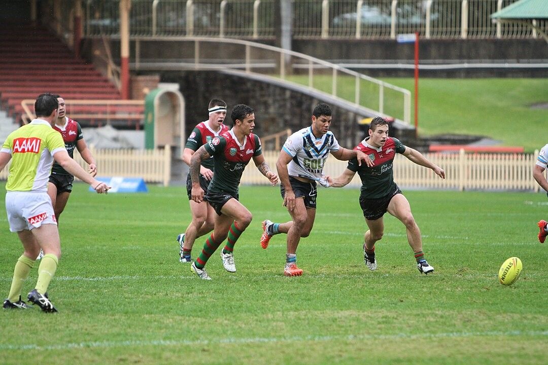 Lock Cameron Murray playing for Rabbitohs against Gold Coast Titans.jpg